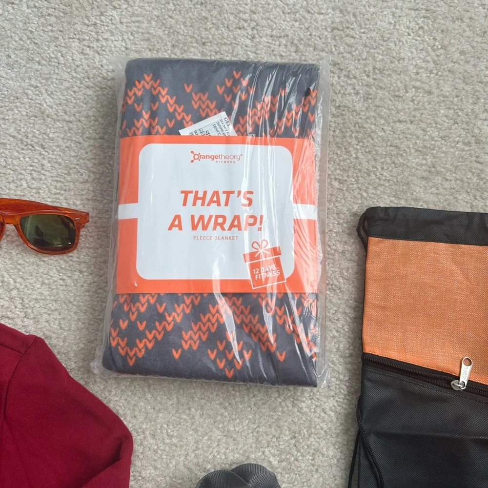 Orangetheory Burgundy Hoodie Blanket Bags Sunglasses - Picture 5 of 8